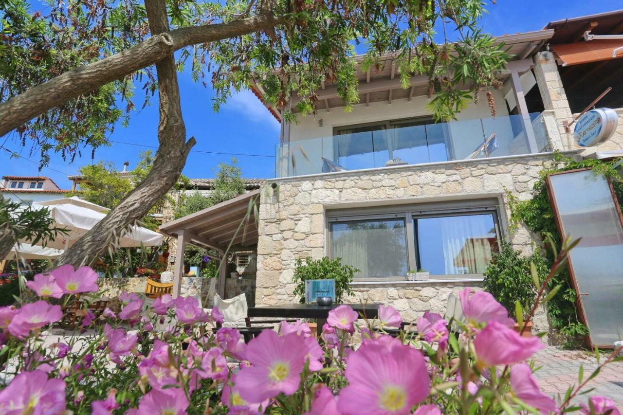 Vila Theasea Agia Paraskevi  Exteriér fotografie
